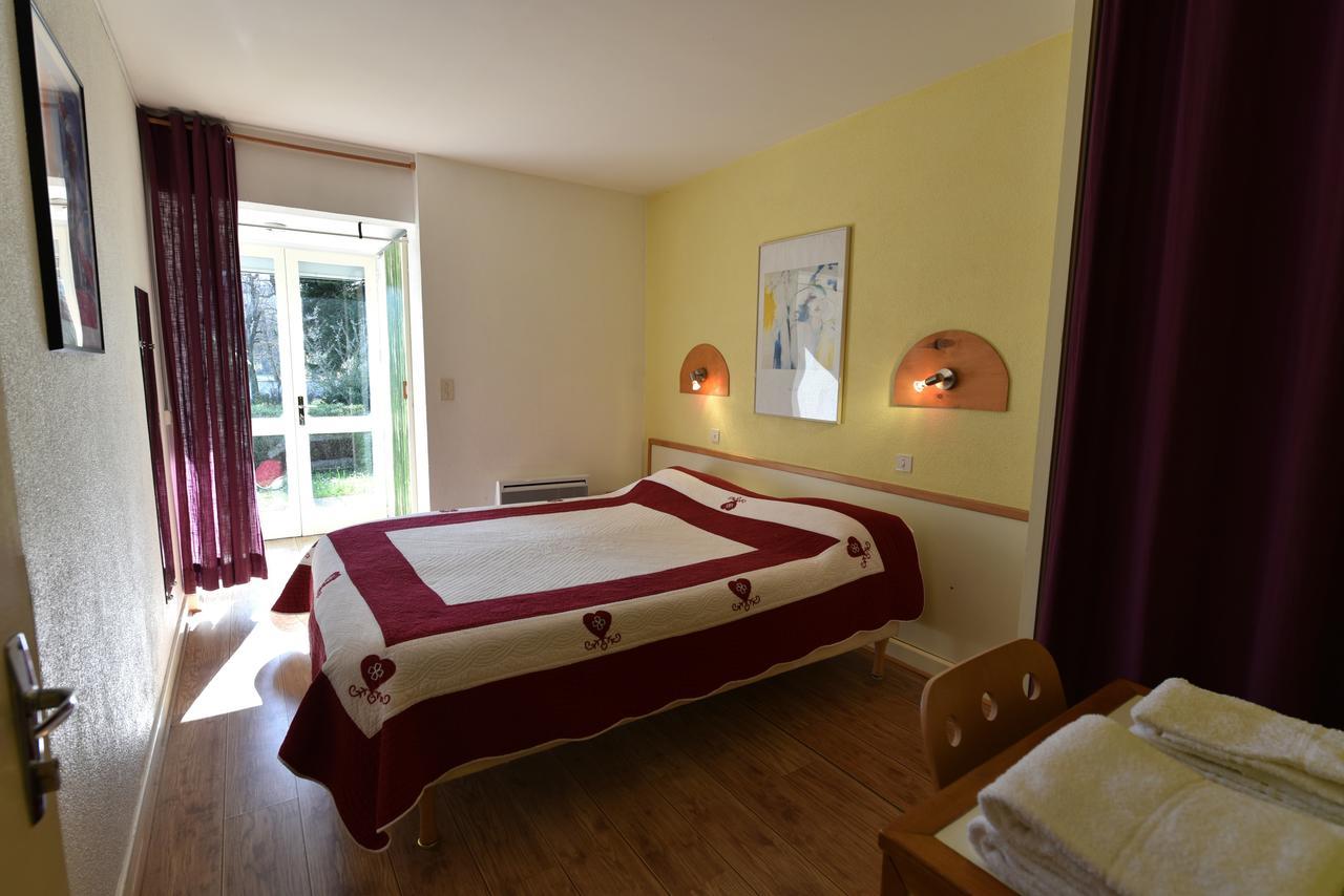 Les Lodges Du Lac Saint-Alban-de-Montbel Quarto foto