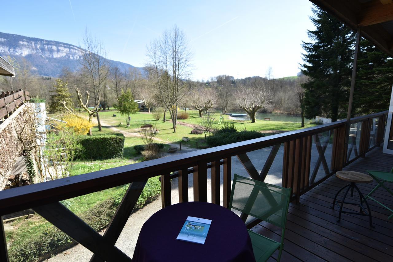 Les Lodges Du Lac Saint-Alban-de-Montbel Quarto foto