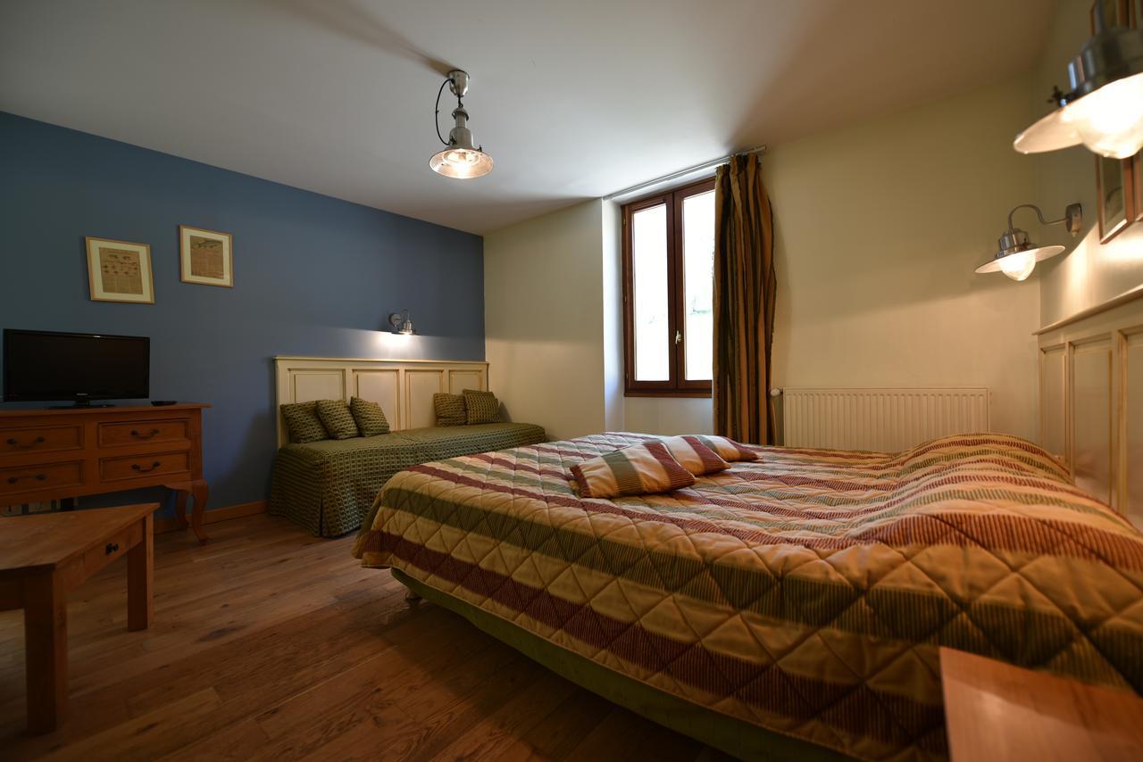Les Lodges Du Lac Saint-Alban-de-Montbel Quarto foto